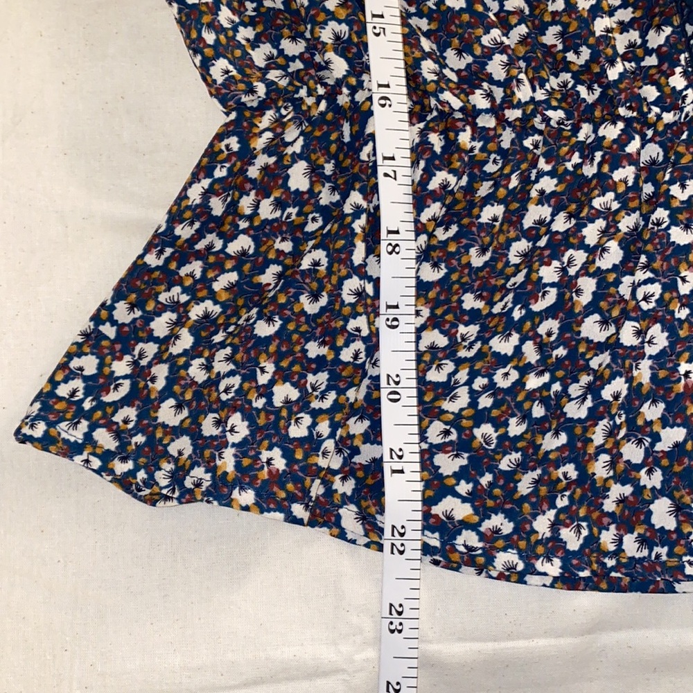 Sienna Sky Floral Peplum 3/4 Sleeve Blouse - Picture 10 of 13